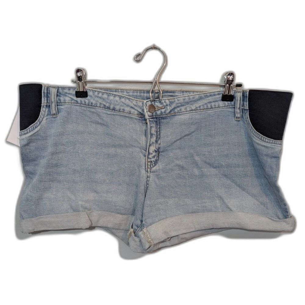 Isabel By Ingrid+Isabel Maternity Under The Belly Midi Shorts Light Wash Size 14
